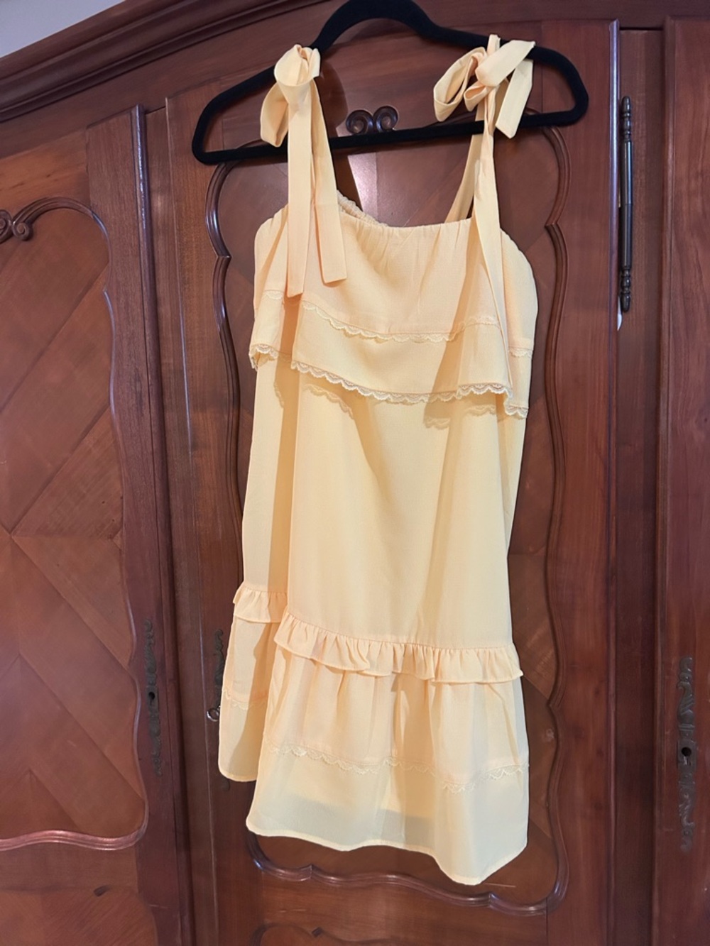NWT Entro Yellow Tie-Shoulder Ruffle Sundress size Medium #1064